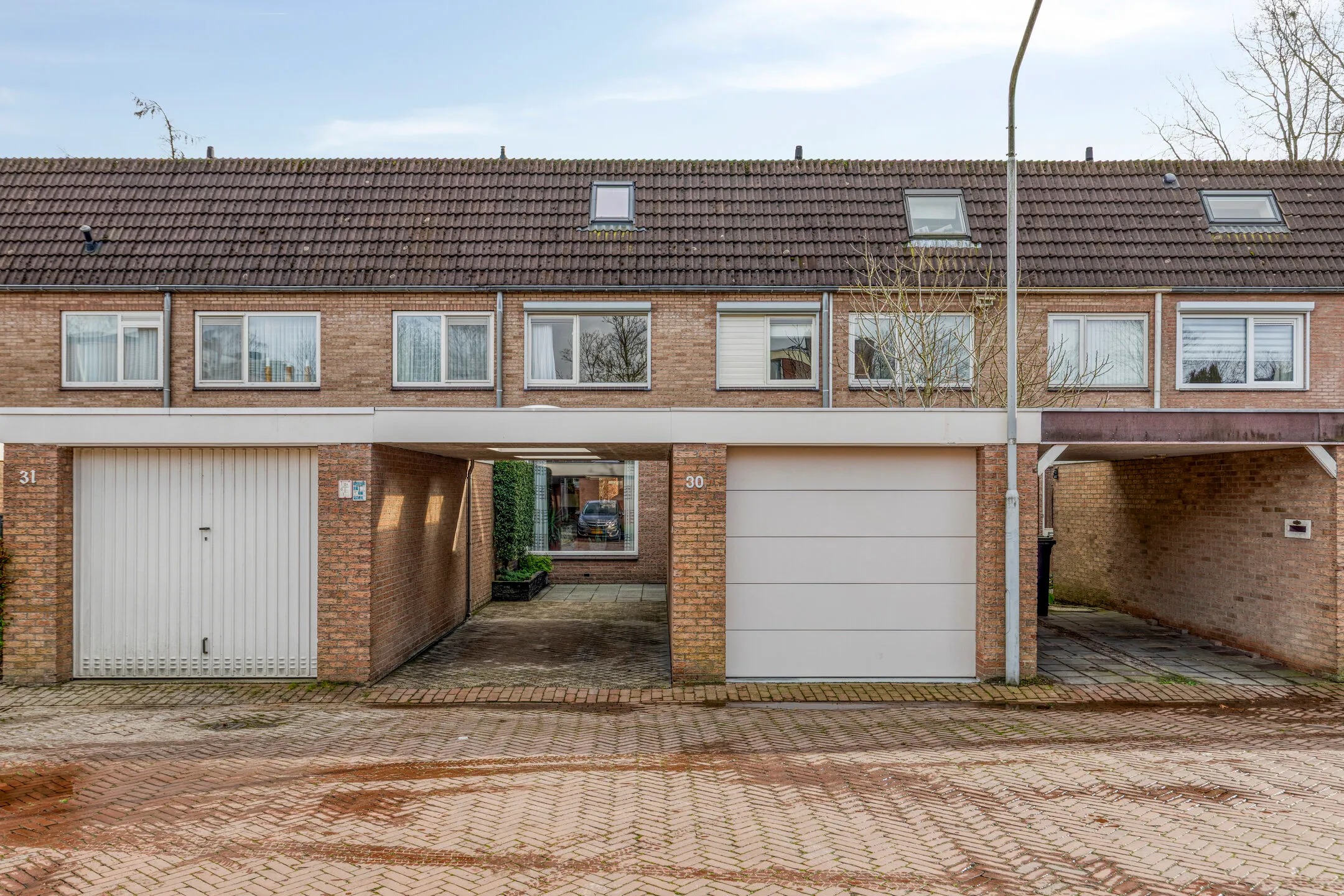 Tussenwoning Duivenhof 30 in Made