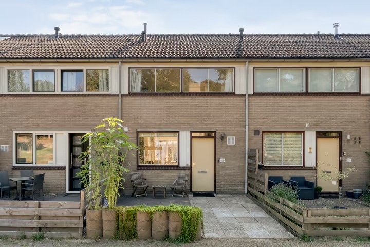 Tussenwoning Hesselterbrink 216 in Emmen