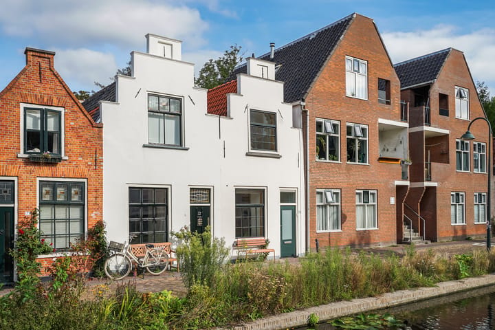Grachtenpand, tussenwoning Geerweg 73 Delft