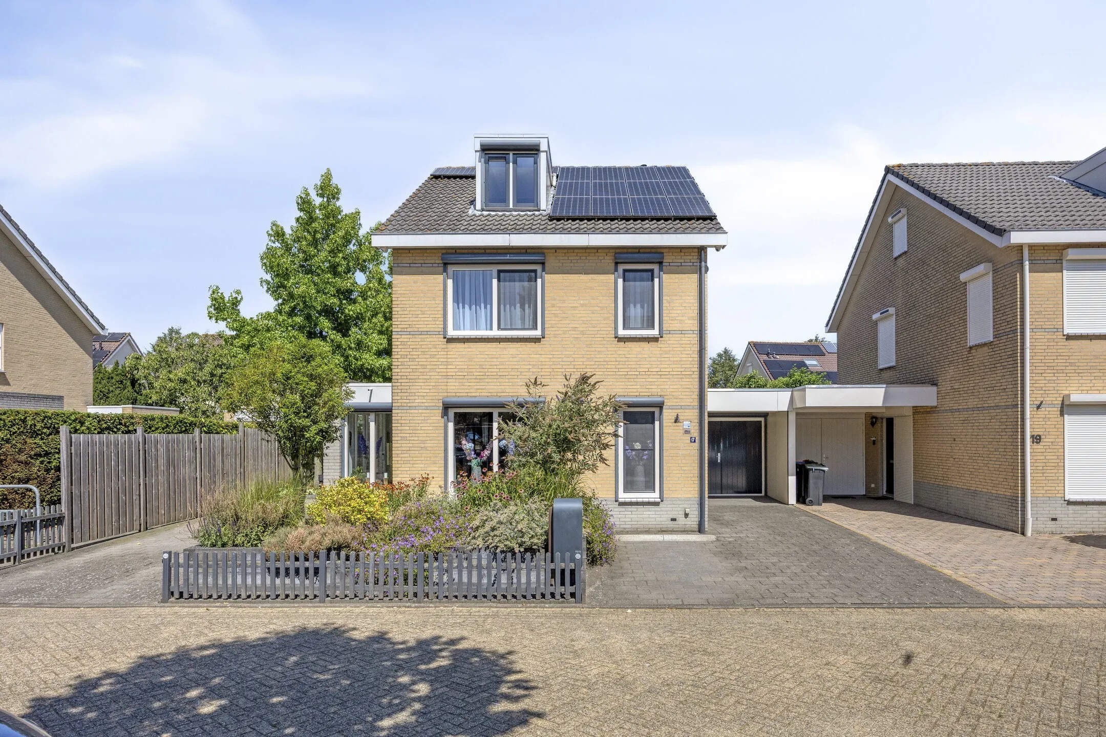 Geschakelde woning Bruynisstraat 17 in Tiel