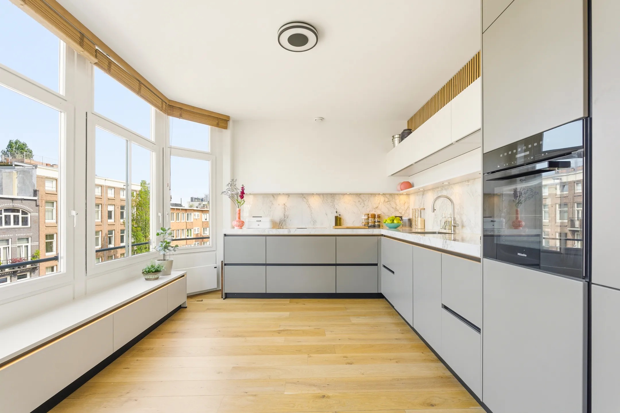 Bovenwoning Admiraal De Ruijterweg 393 3 in Amsterdam