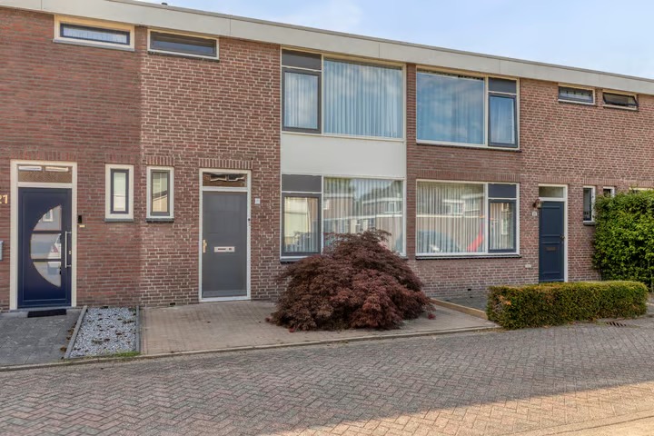 Tussenwoning Scheldestraat 23 in Budel