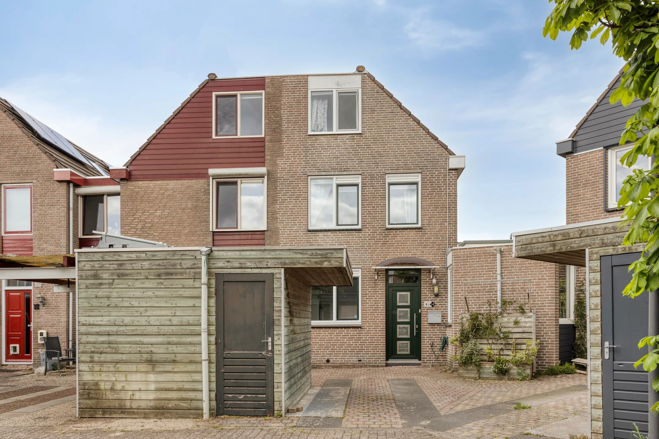 2-onder-1-kapwoning Lorentzdreef 14 in Maassluis