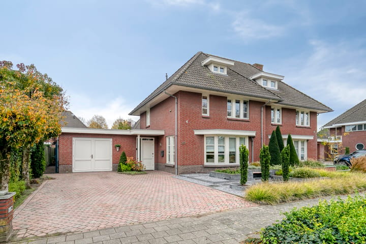 2-onder-1-kapwoning Holterbergweide 63 in Helmond