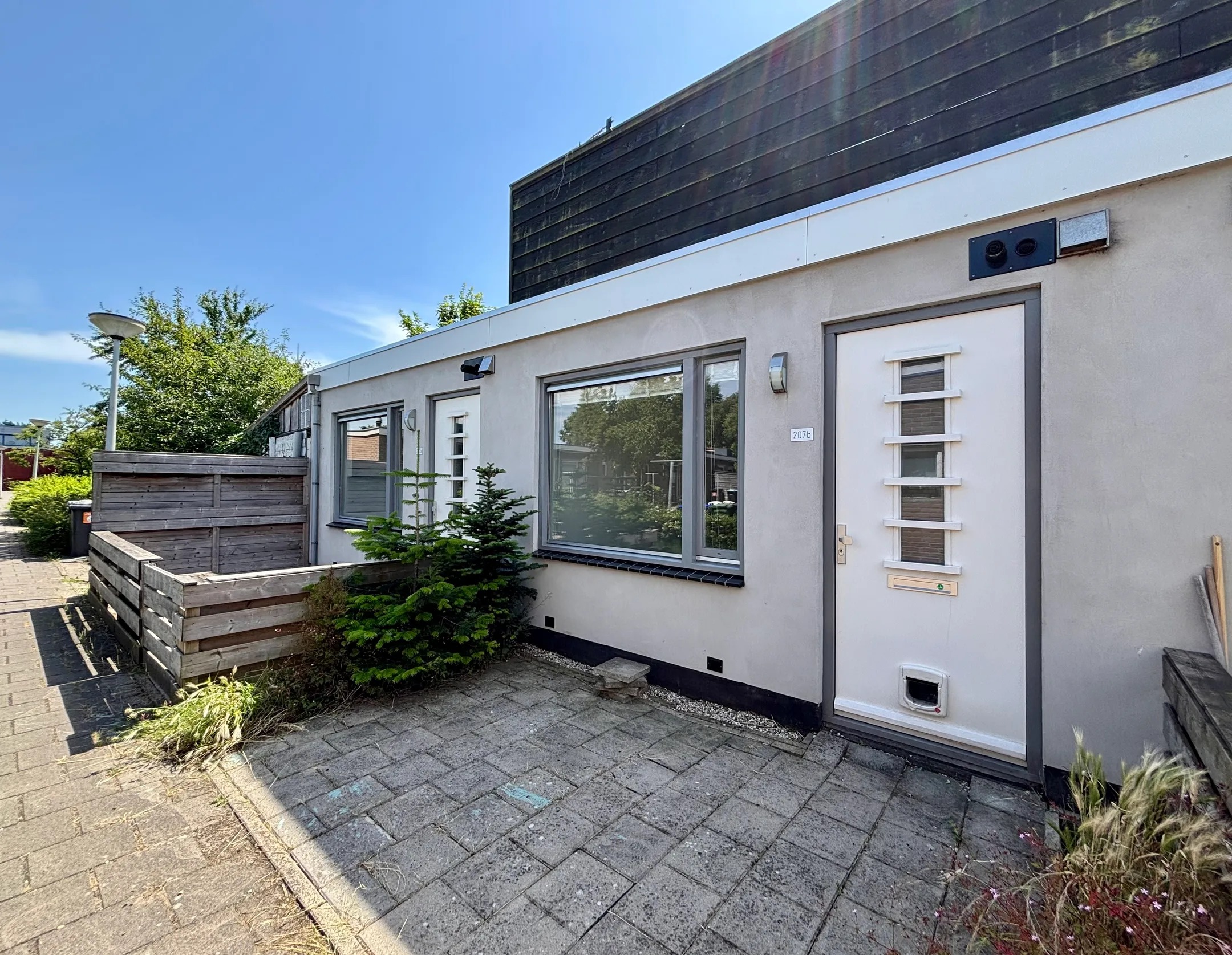 Benedenwoning Kerkstraat 207 B in Wormerveer