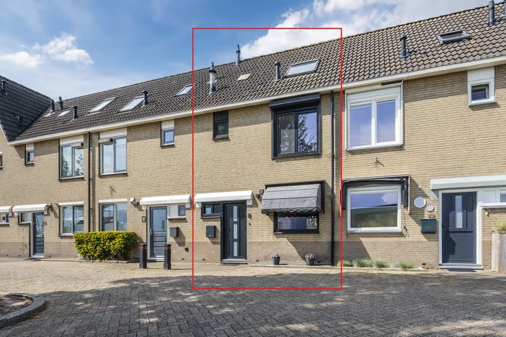 Tussenwoning Schouman 8 in Monster