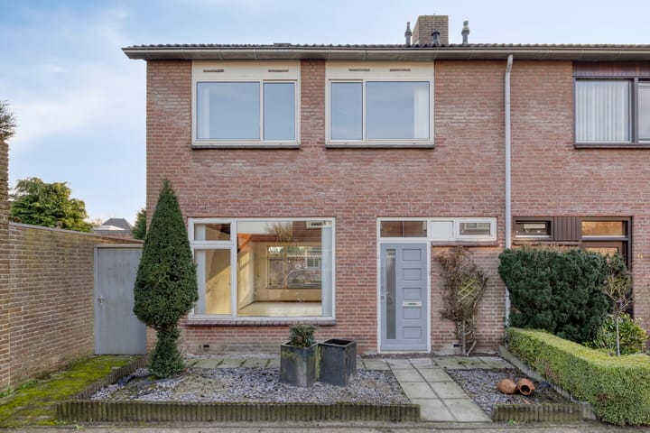 Hoekwoning Loobos 8 Alphen