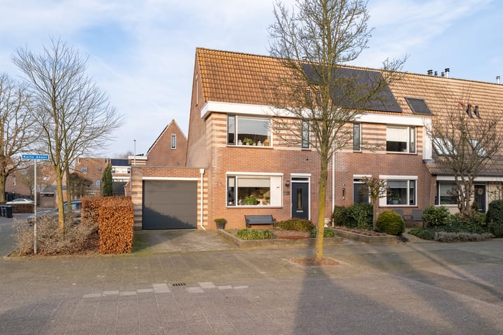 Hoekwoning Korte Akker 16 in Barneveld