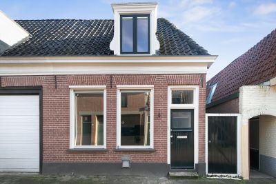 Eengezinswoning, eindwoning Groenestraat 85 in Kampen
