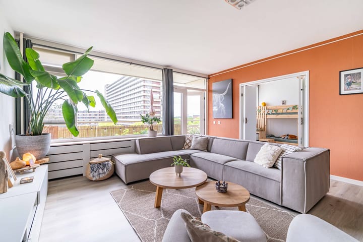 Portiekflat (appartement) Roland Holstlaan 813 Delft