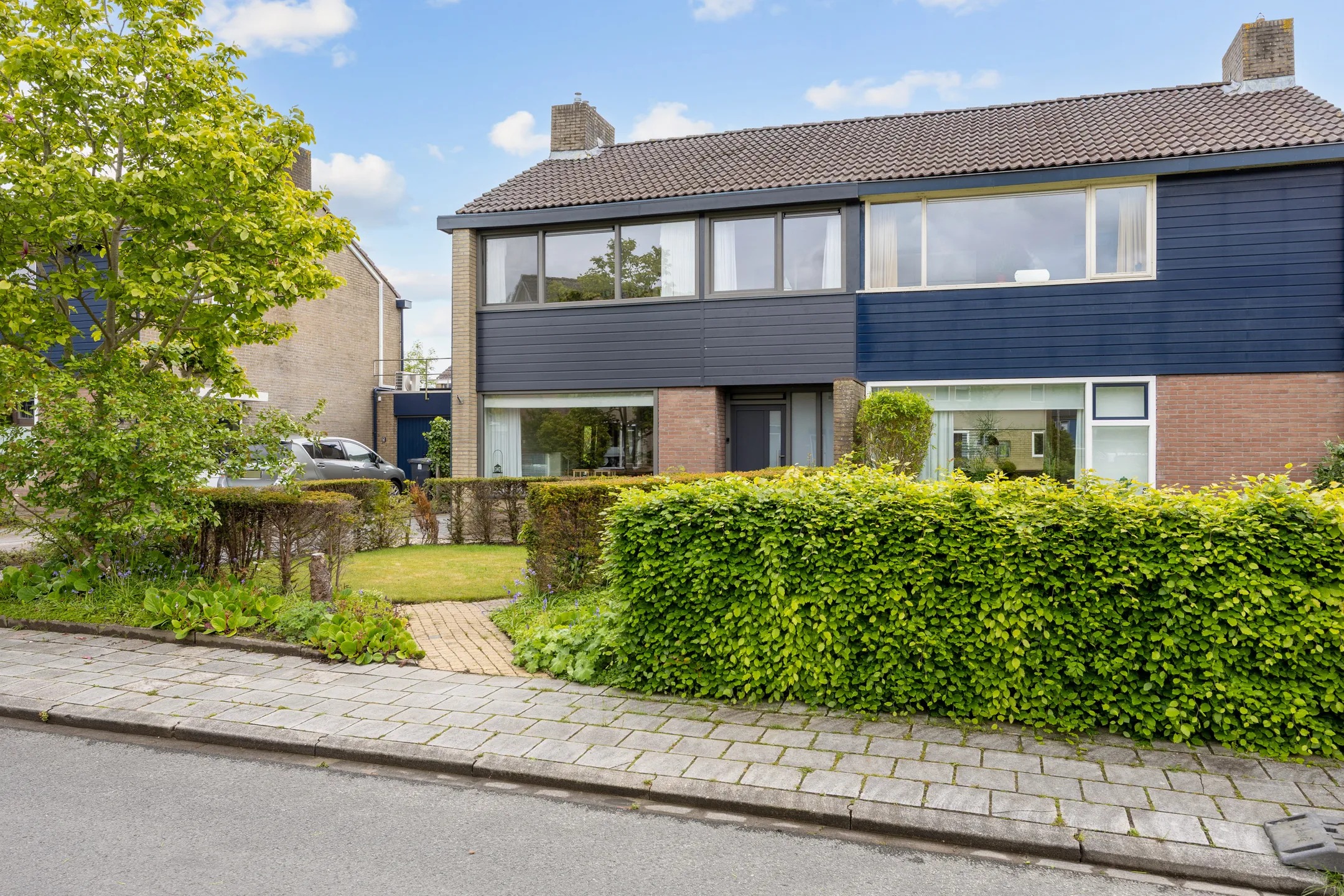 2-onder-1-kapwoning Troelstraweg 3 in Zuidhorn