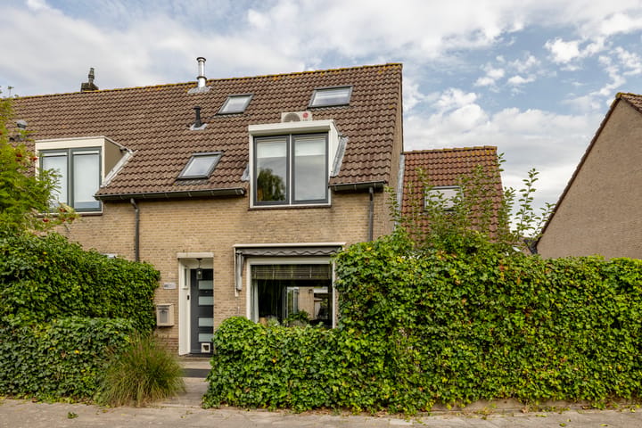 Hoekwoning Van Pallandtvliet 20 in Barendrecht