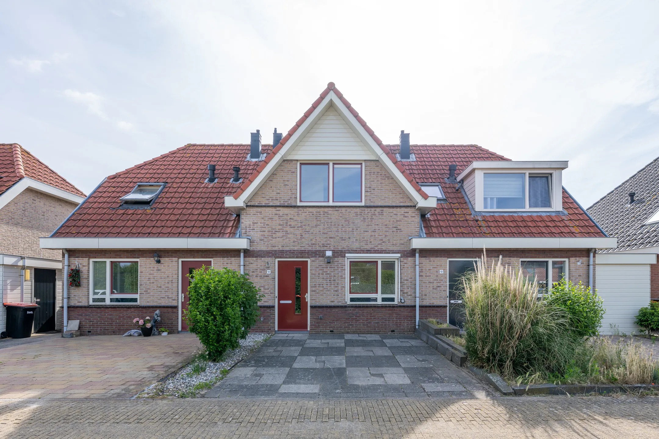 Tussenwoning Prof. Willem Schermerhornstraat 12 in Grootschermer
