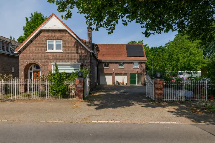 Vrijstaande woning Koninginneweg 4 in Rotterdam