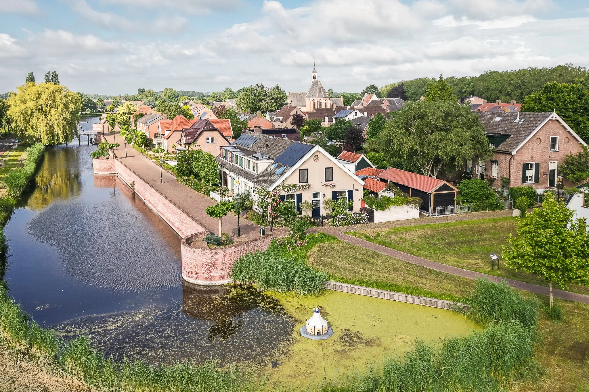 Hoekwoning Groenewal 2 in Heukelum