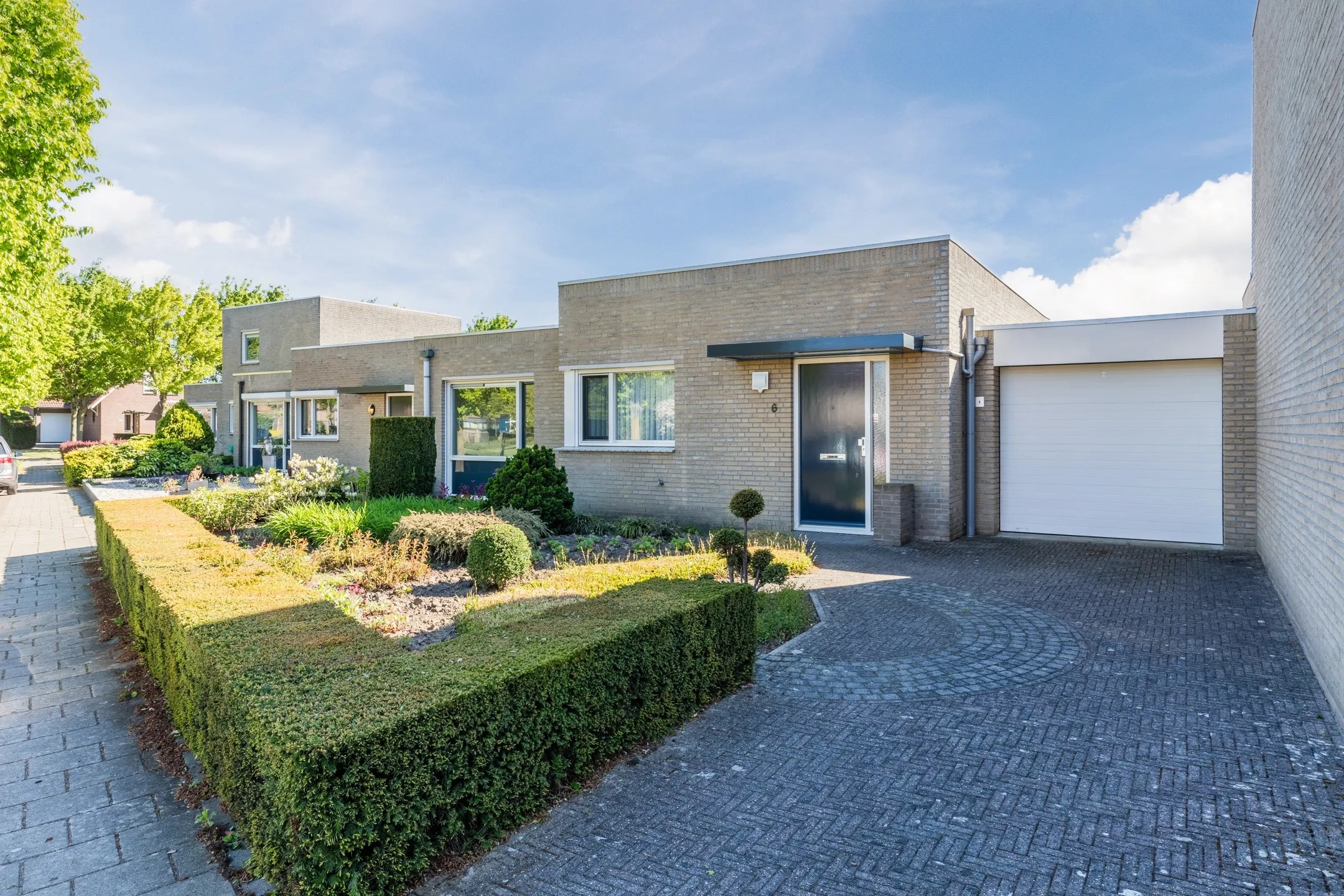 Geschakelde woning (patiowoning) Munstertiend 6 in Echt