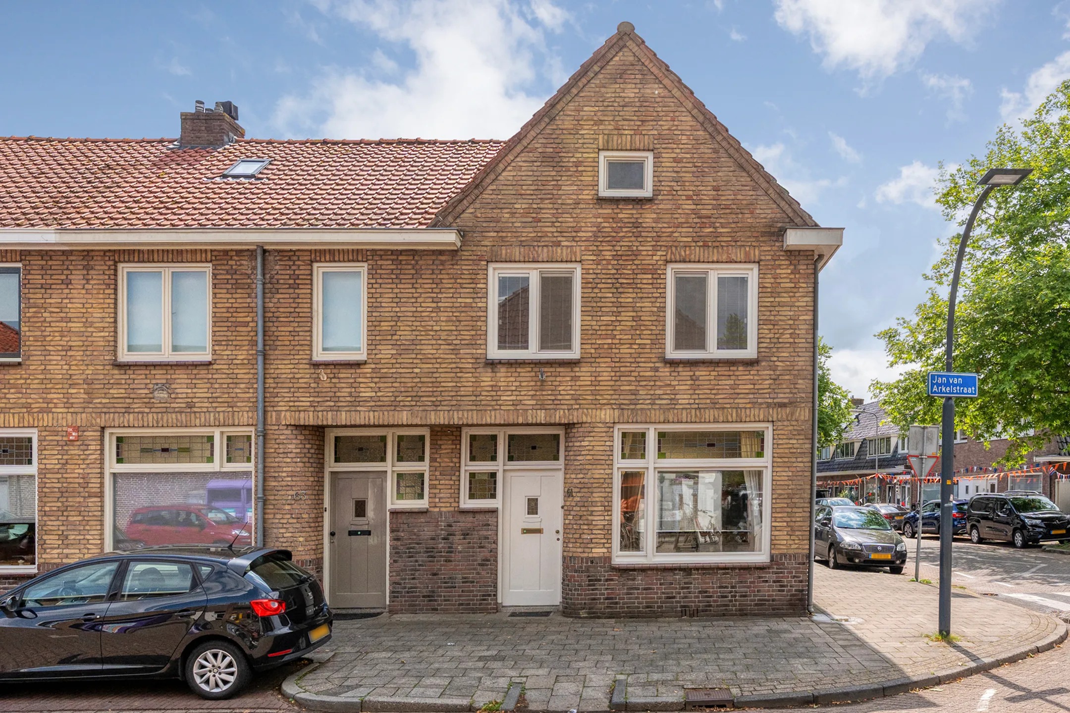 Hoekwoning Jan van Arkelstraat 61 in Kampen