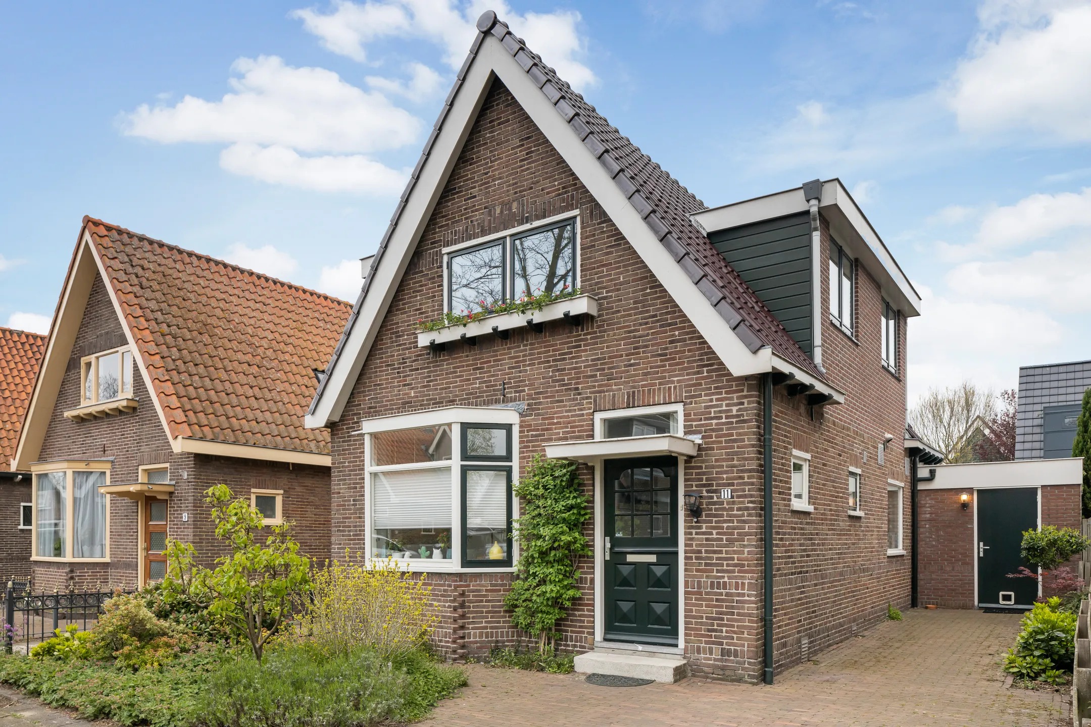 Vrijstaande woning Van Zeggelaarstraat 11 in Amsterdam