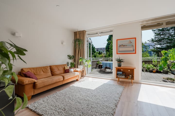Portiekflat (appartement) Berthold Brechtstraat 12 Amsterdam