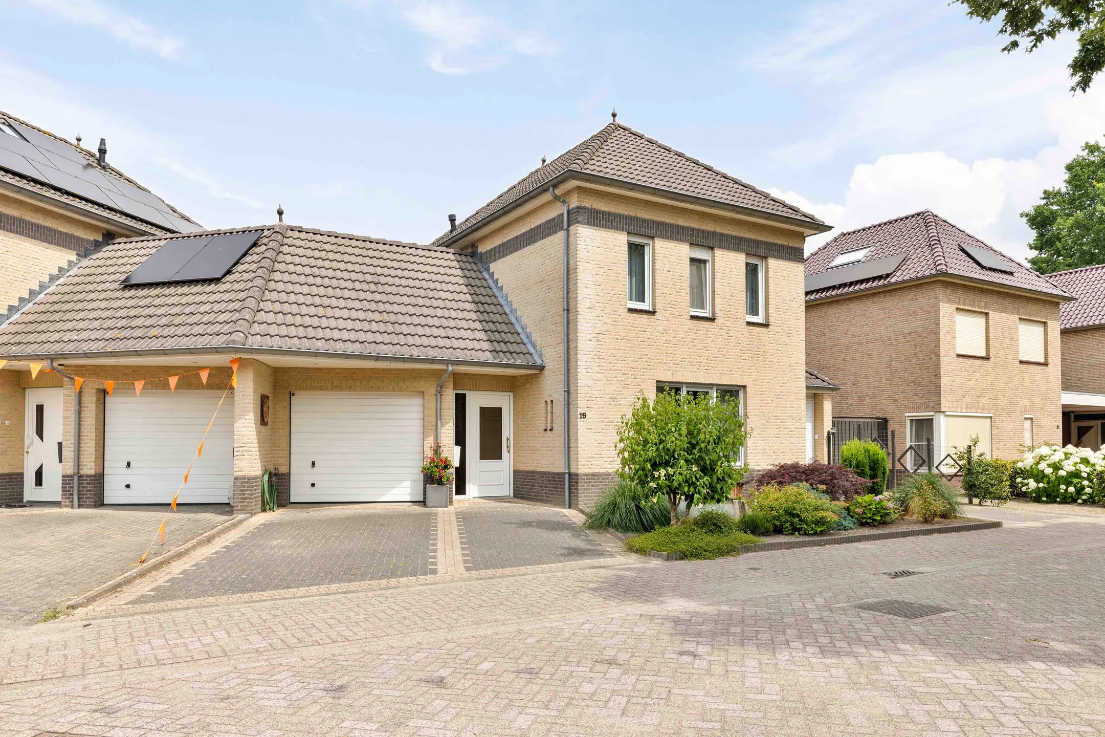 Geschakelde woning Berkenhof 19 in Grashoek