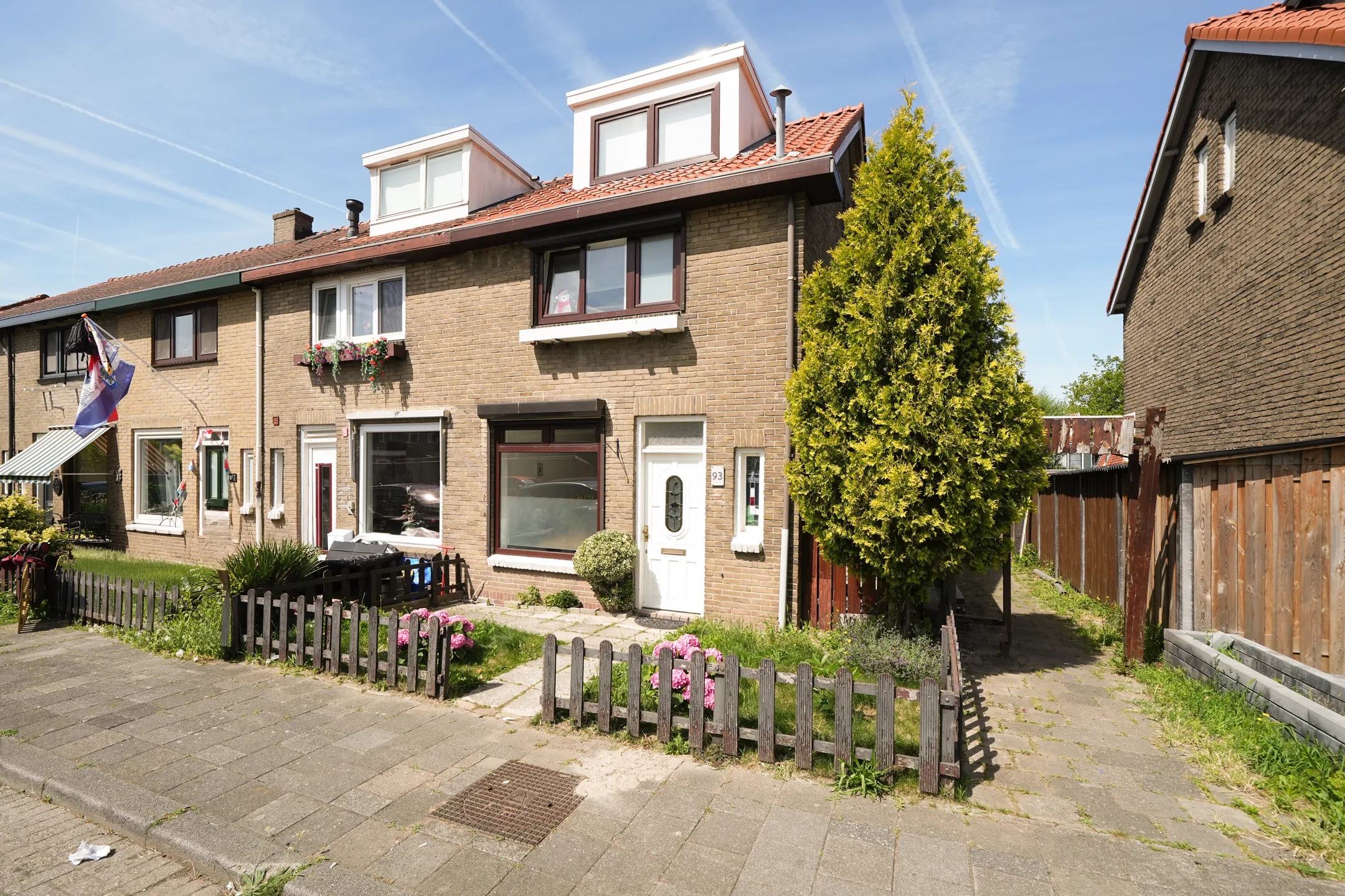 Hoekwoning C.D.Tuinenburgstraat 93 in Rotterdam