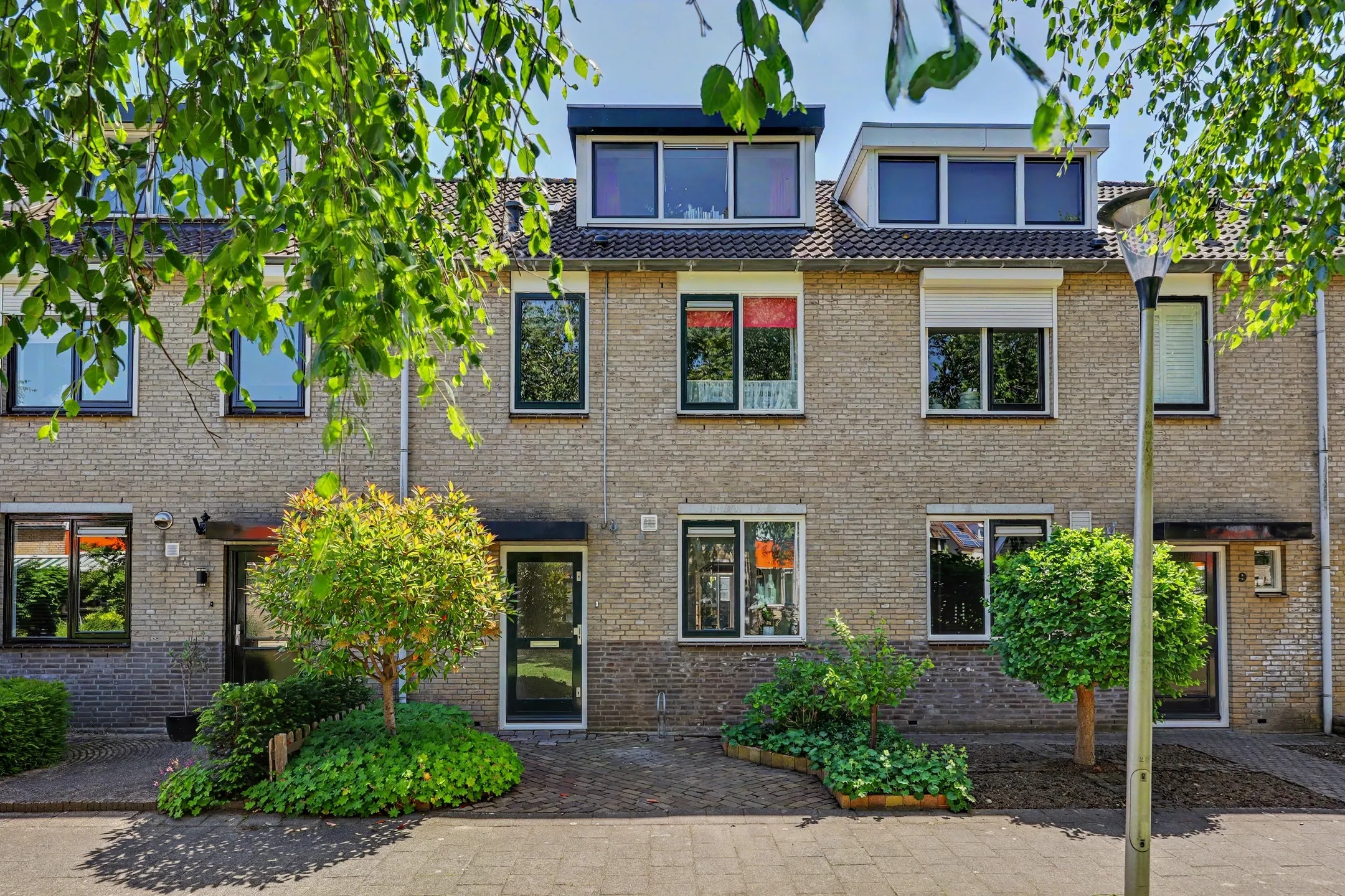 Tussenwoning Lijster 7 Oud-Beijerland