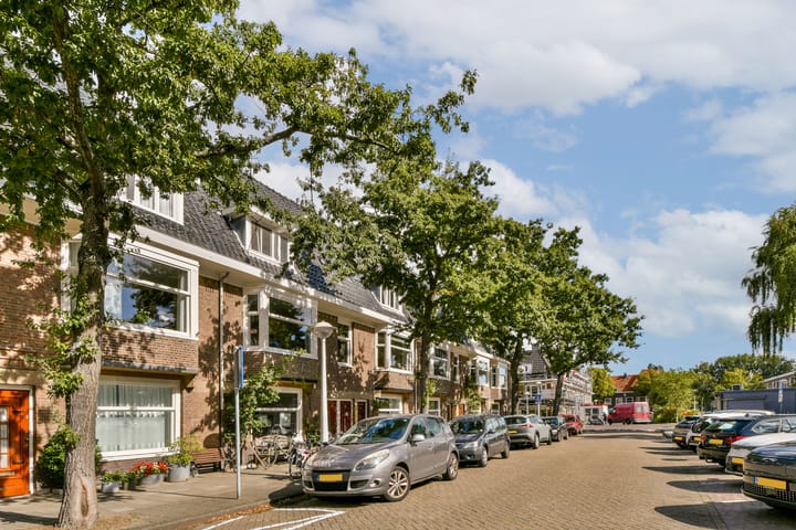Bovenwoning (dubbel bovenhuis) Van Marumstraat 3 1 Amsterdam