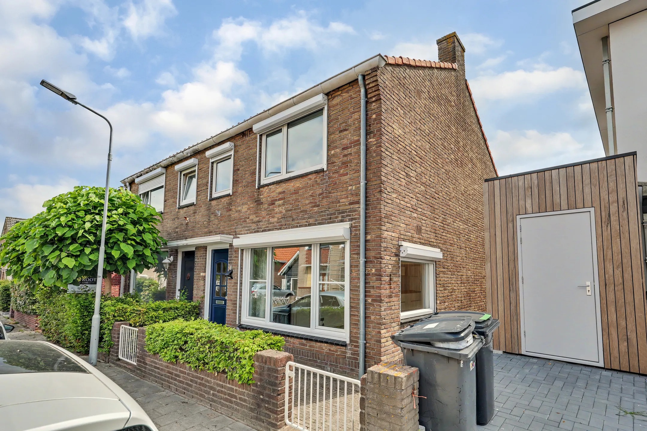 2-onder-1-kapwoning Beatrixstraat 1 in Yerseke