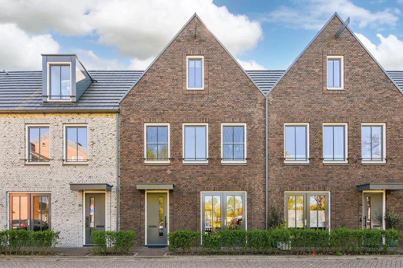 Tussenwoning Liniewal 82 Vijfhuizen