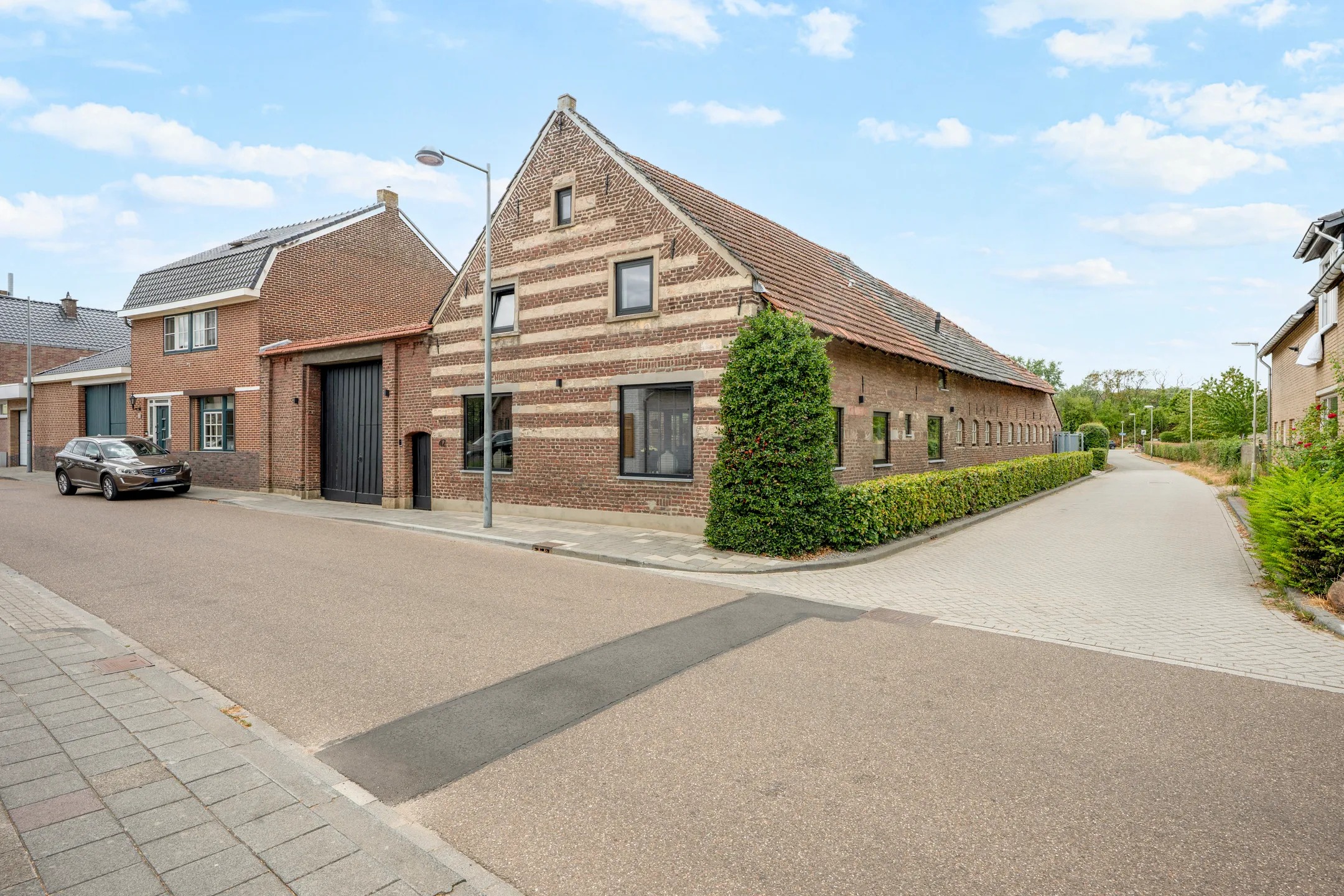 Geschakelde woning Dorpstraat 42 in Buchten