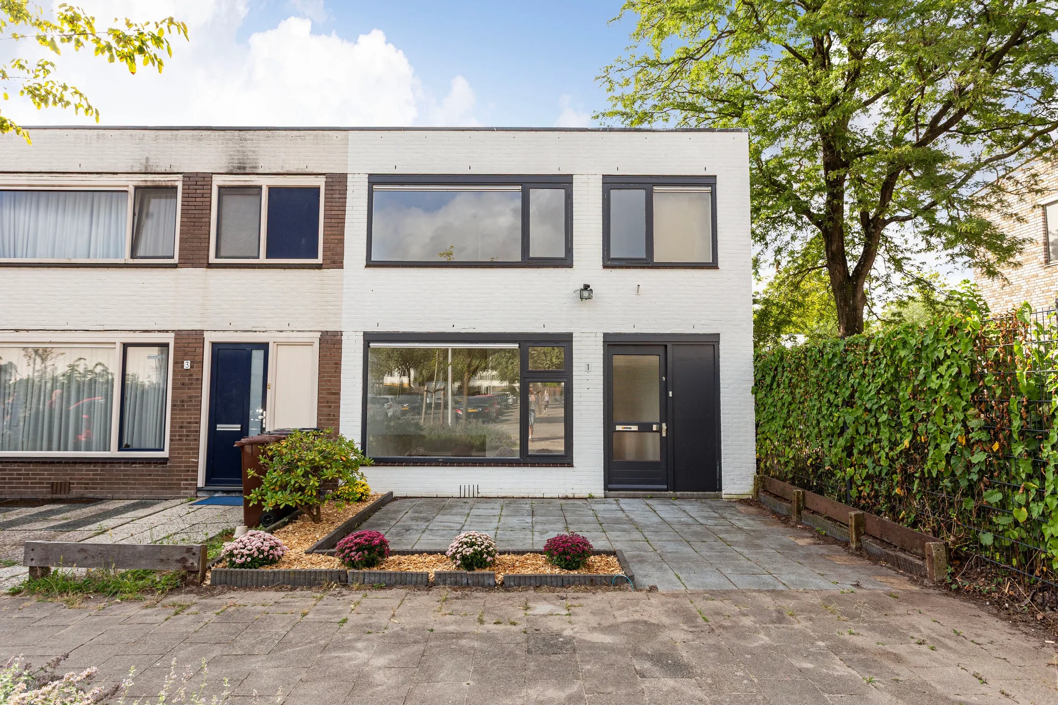 Hoekwoning Teherandreef 1 in Utrecht
