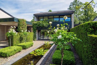 Geschakelde woning (semi-bungalow) Esdoornhof 26 in Leusden