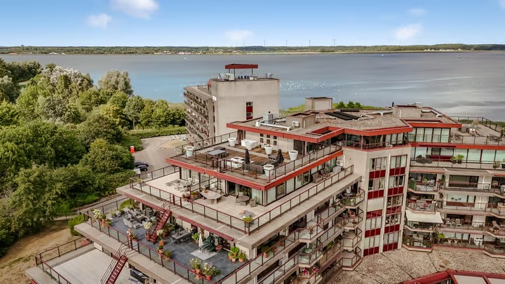 Penthouse Labradorstroom 157 in Huizen