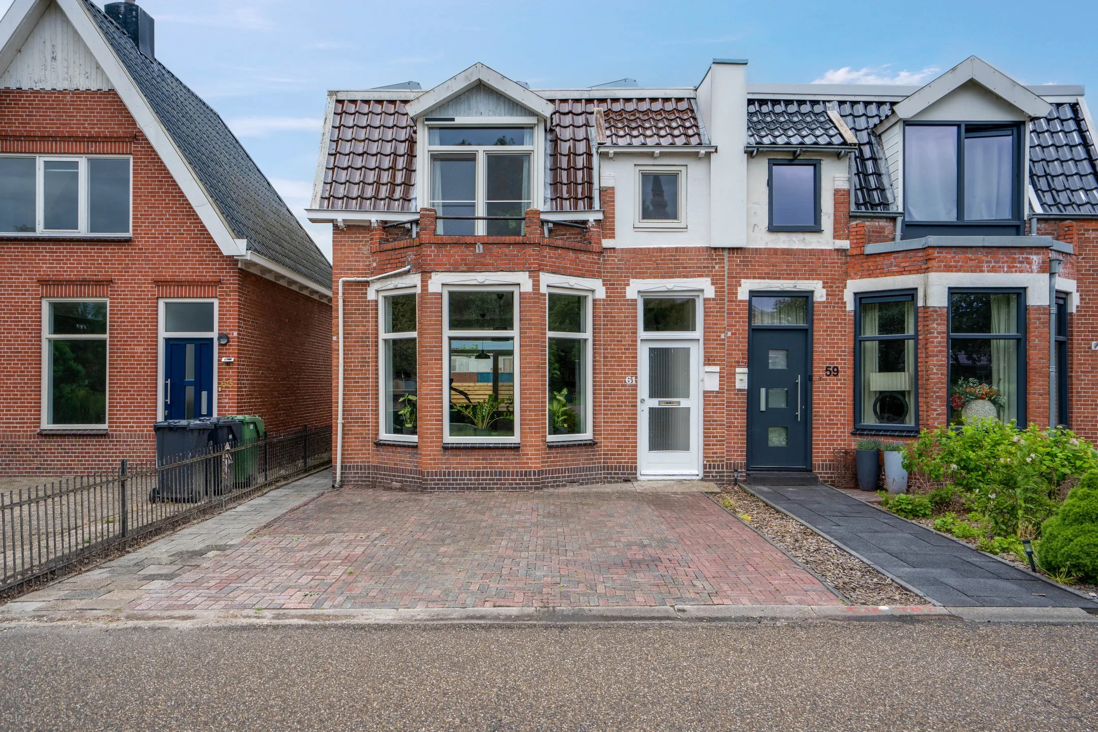 2-onder-1-kapwoning Afwateringskanaal 61 in Farmsum
