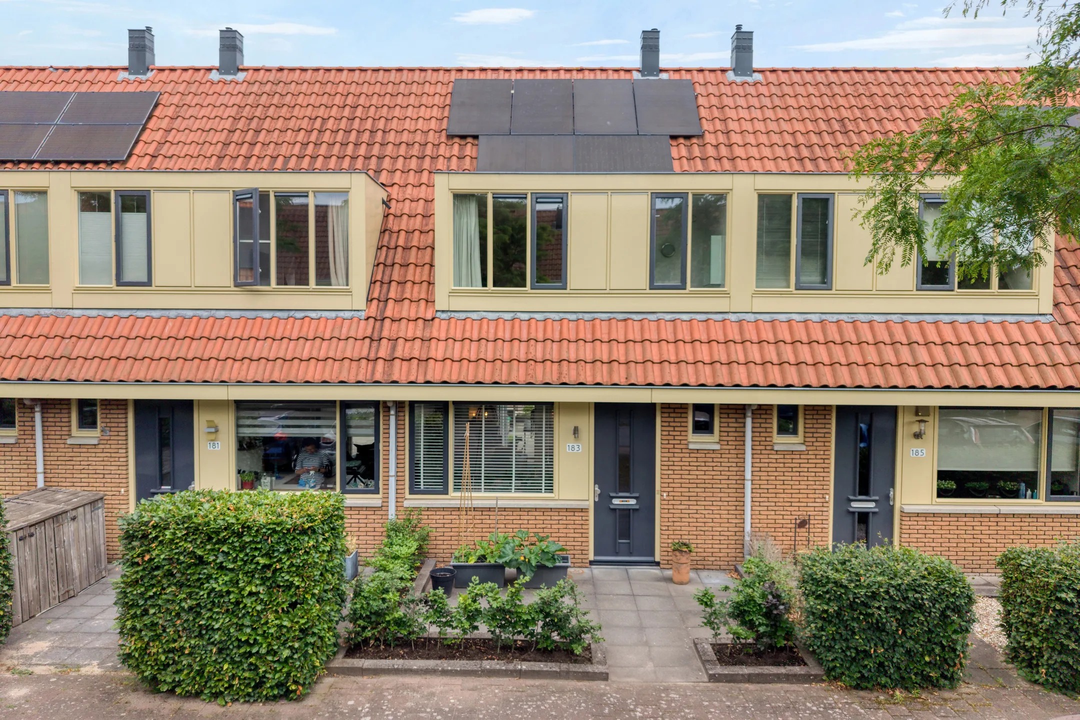 Tussenwoning Tiendschuurstraat 183 in Zwolle