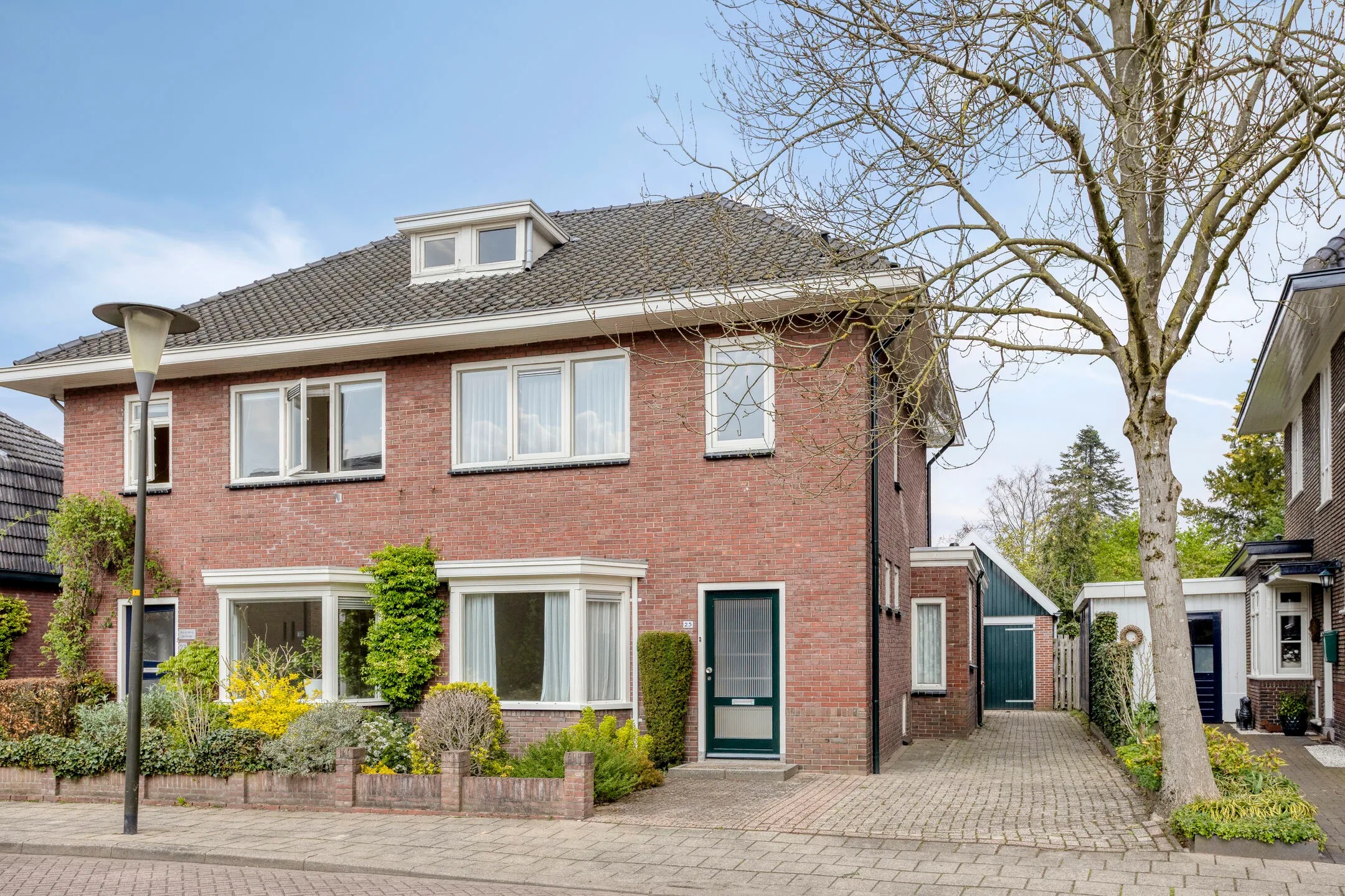 2-onder-1-kapwoning Huininkmaatstraat 25 in Winterswijk