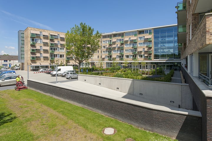 Niet-woning Wederiklaan 2 Kampen