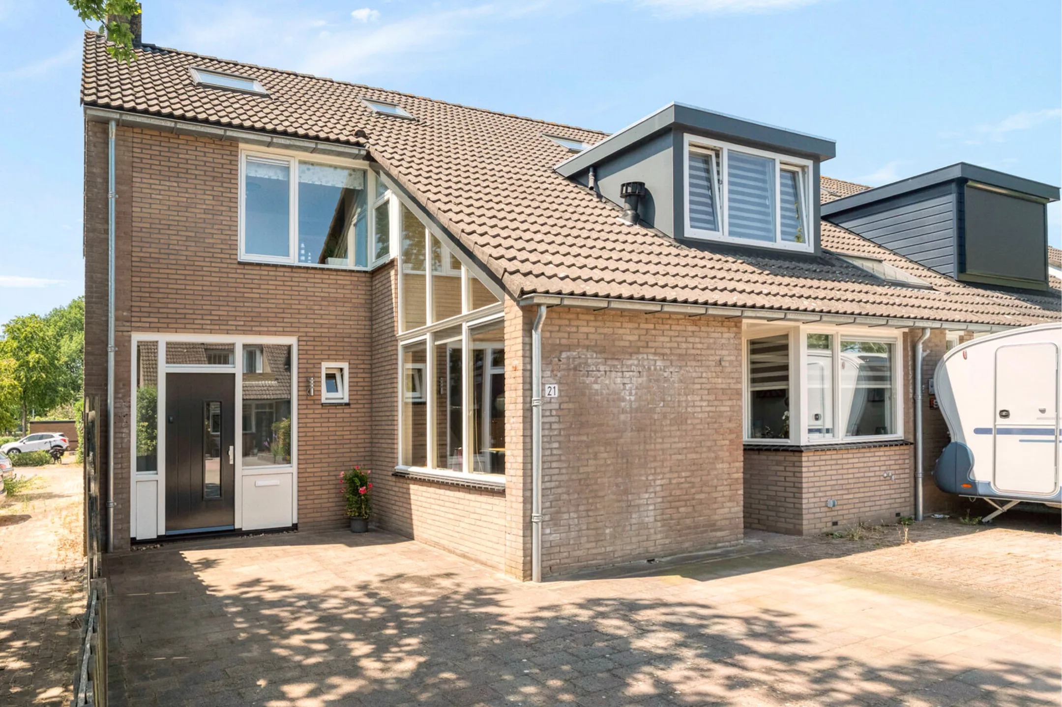 Hoekwoning Zwaluwstraat 21 in Ermelo