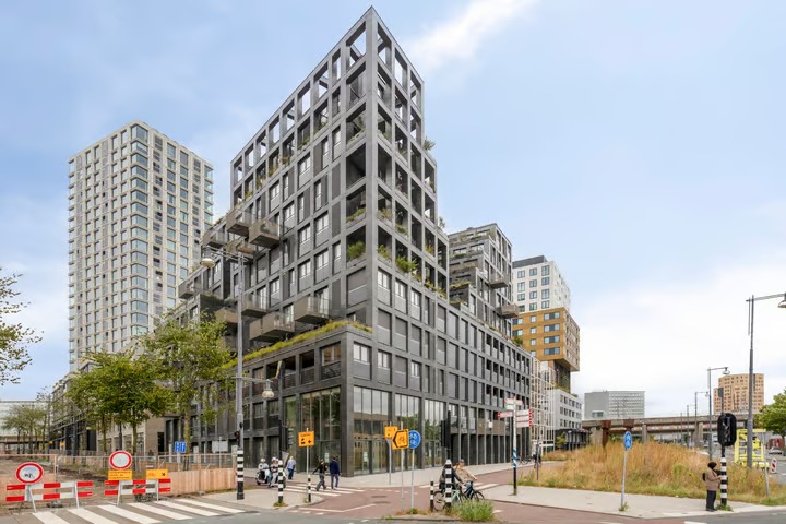 Bovenwoning Lutonhof 391 in Amsterdam
