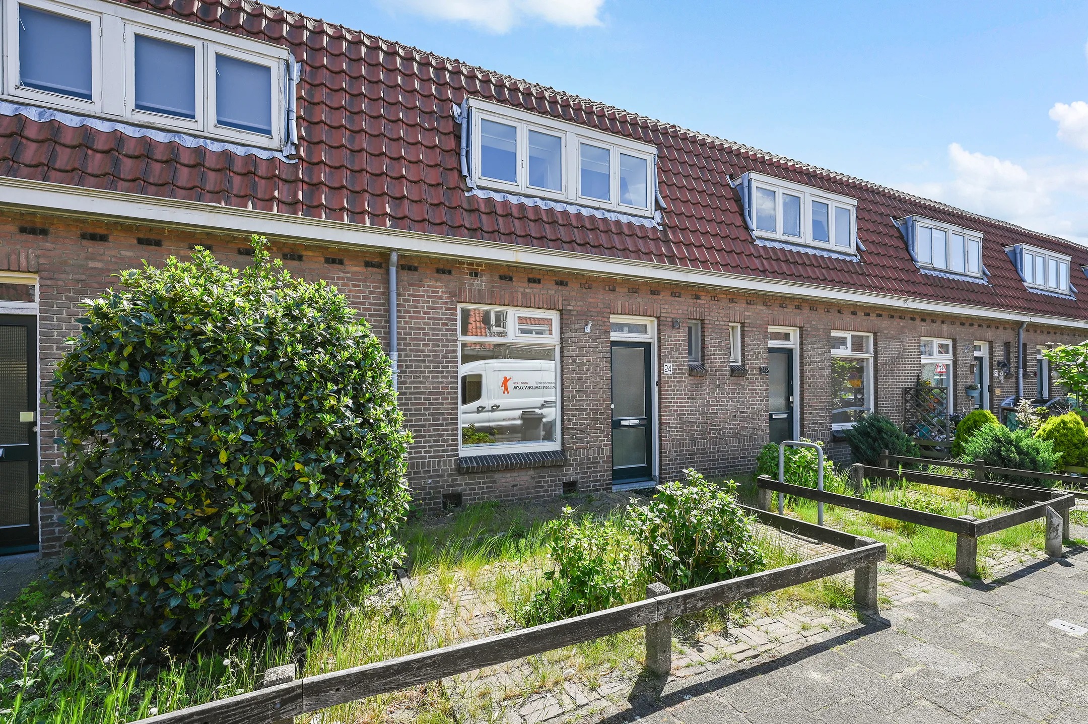 Tussenwoning Prins Hendrikstraat 24 in Voorburg
