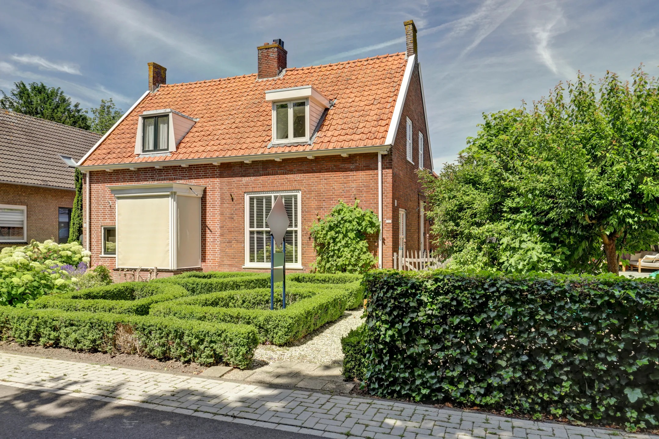 2-onder-1-kapwoning C.Branderhorststraat 10 in Eethen