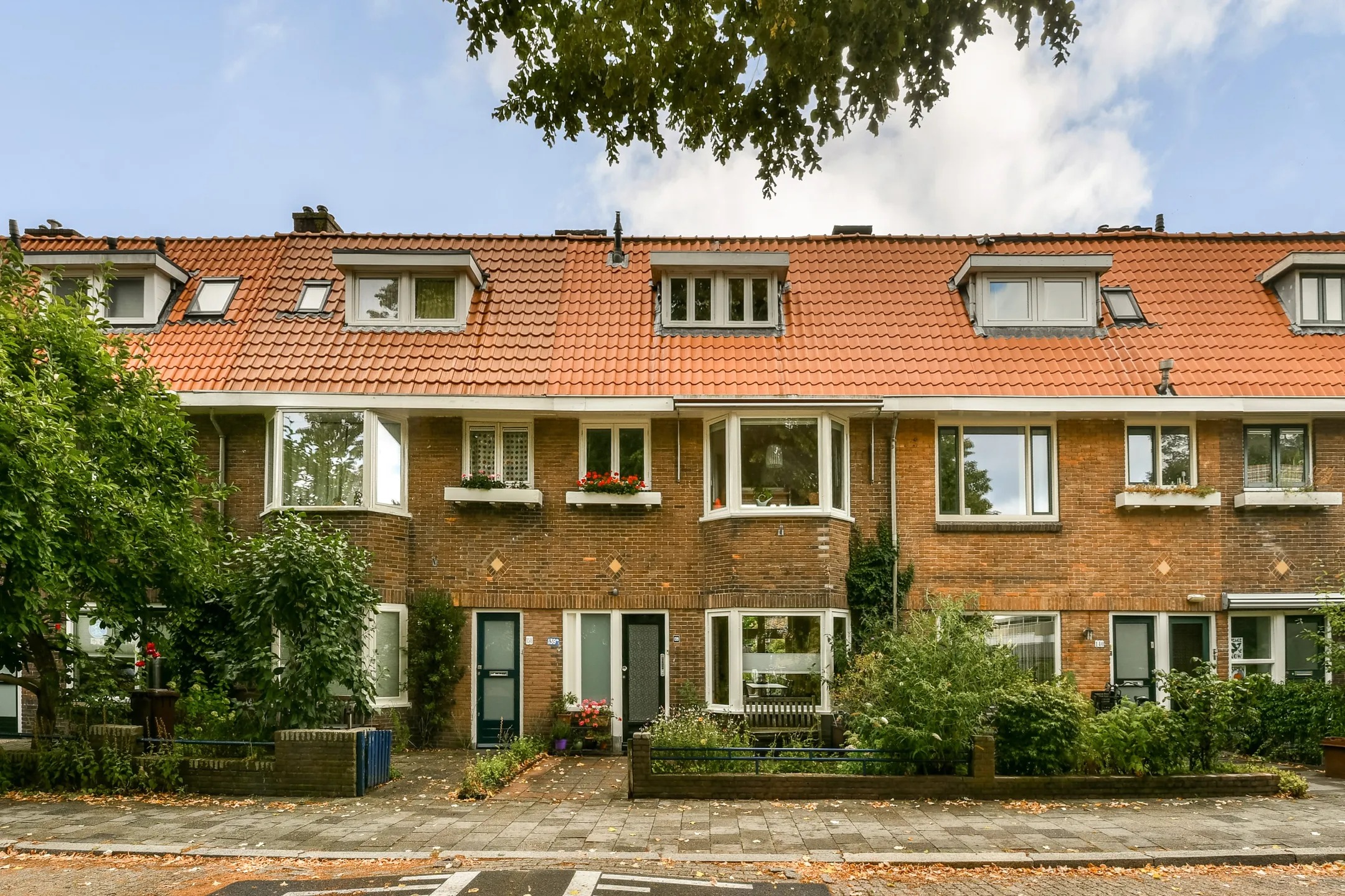Tussenwoning Merwedekade 139 in Utrecht