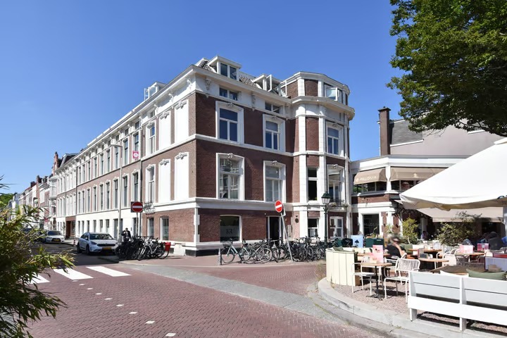 Bovenwoning Anna Paulownaplein 2 C in Den Haag