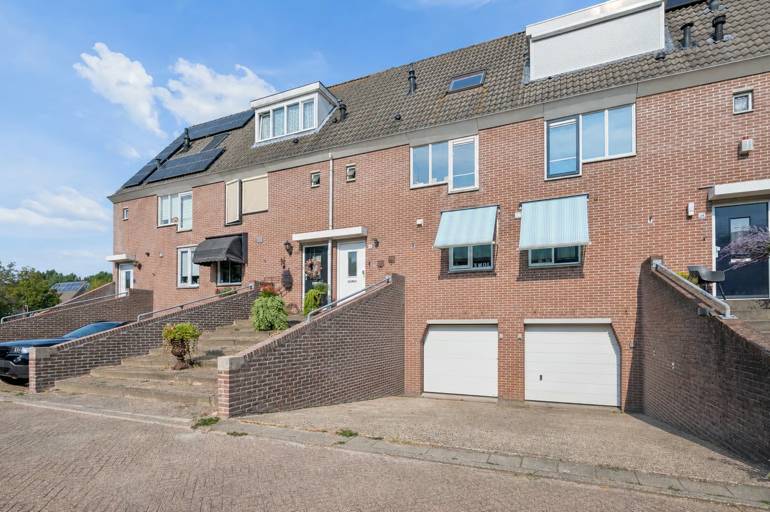 Tussenwoning (drive-in woning) Monroedreef 26 in Ede