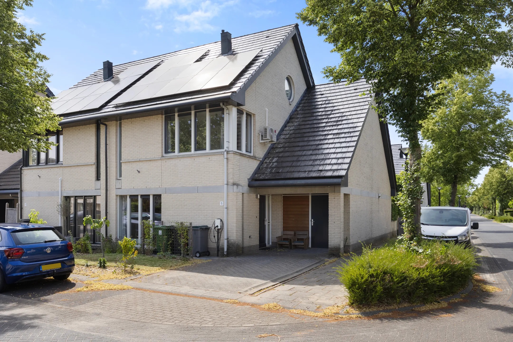 2-onder-1-kapwoning Luitenantstraat 15 in Huissen