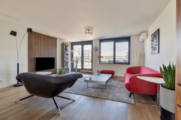 Portiekflat Hollandiahof 198 in Schiedam