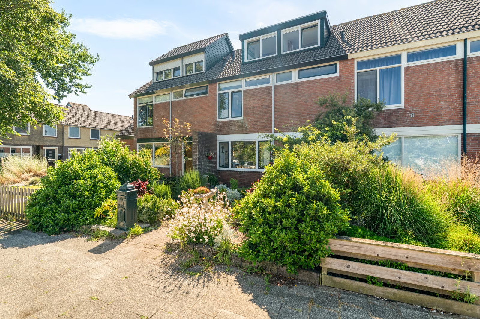 Tussenwoning Maarten Mooystraat 30 in Callantsoog