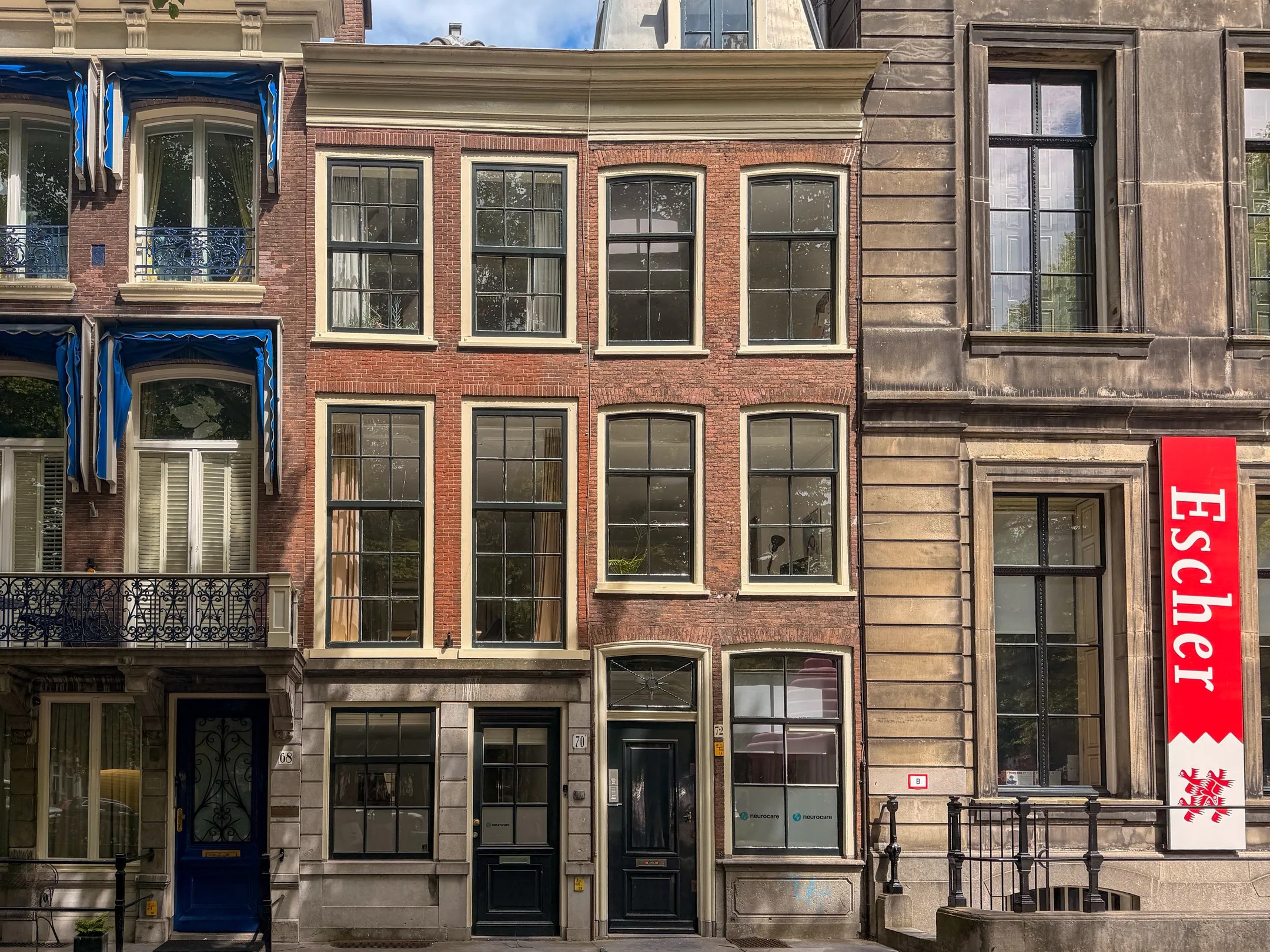 Tussenwoning Lange Voorhout 70 in Den Haag
