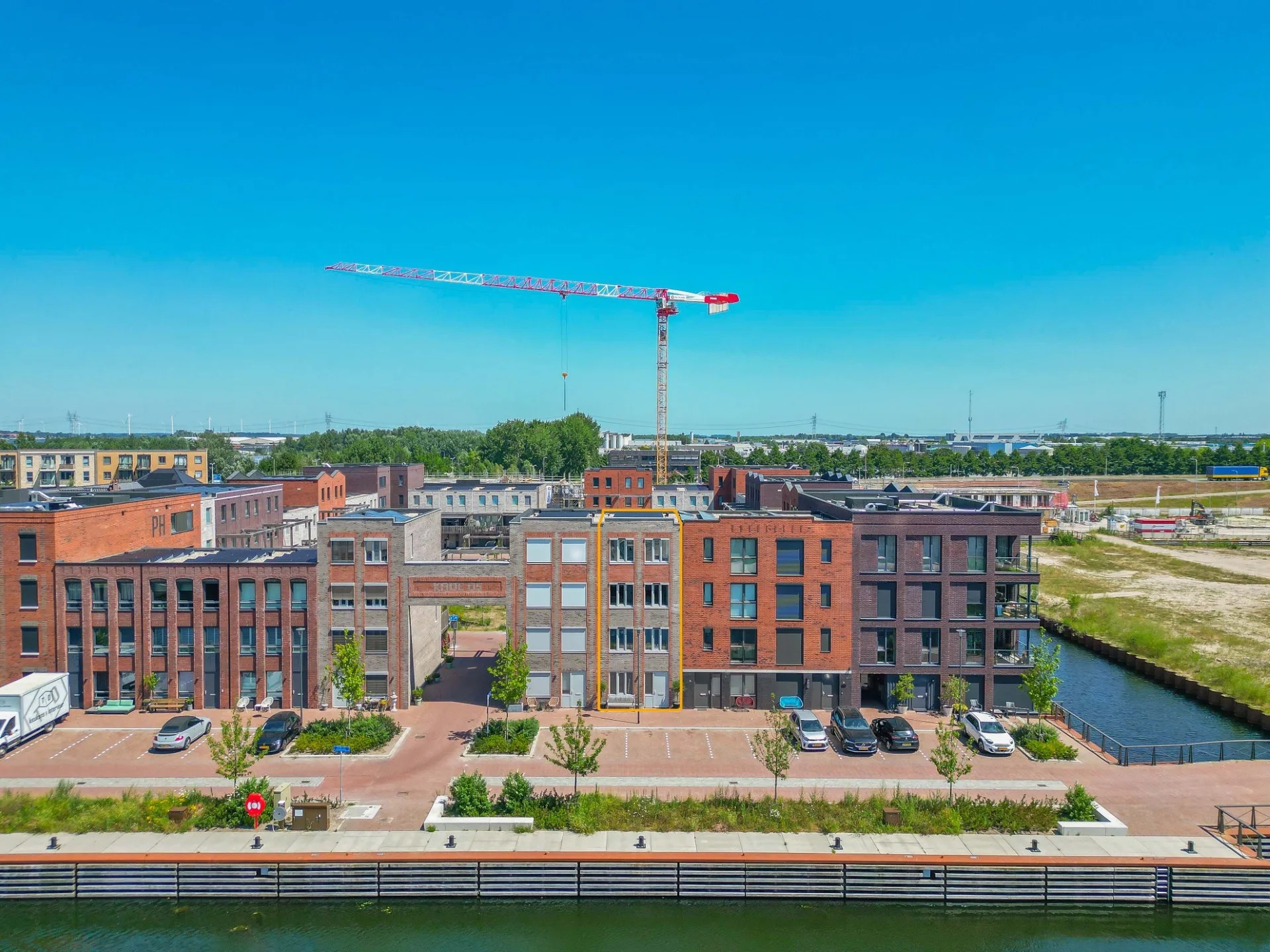 Tussenwoning Drees van Dordenkade 25 in Harderwijk