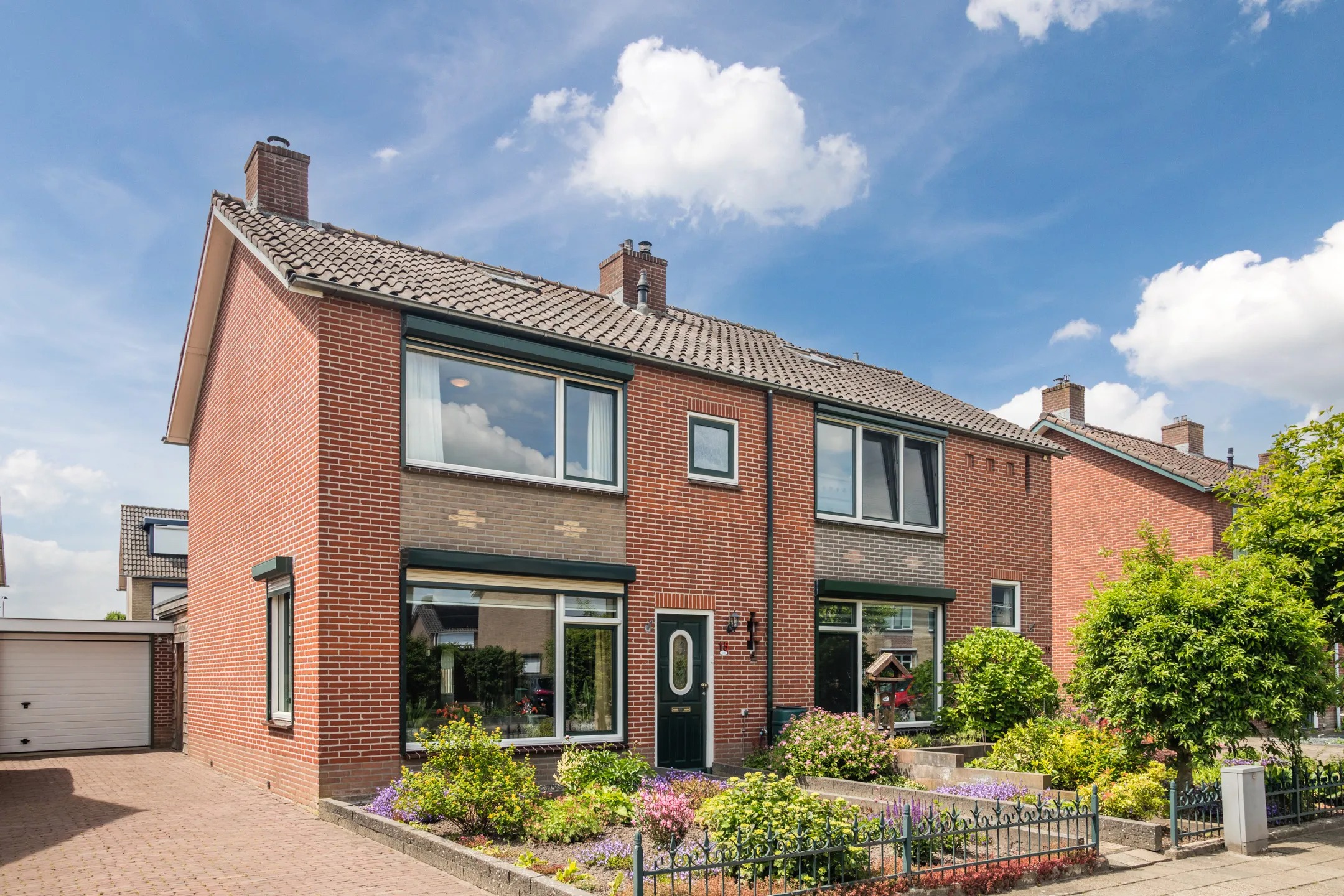 2-onder-1-kapwoning Margrietlaan 15 in Ruurlo